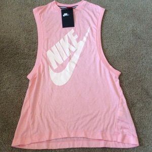 Nike workout top
